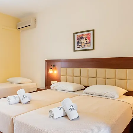 Lejlighedshotel Village & Family Laganas