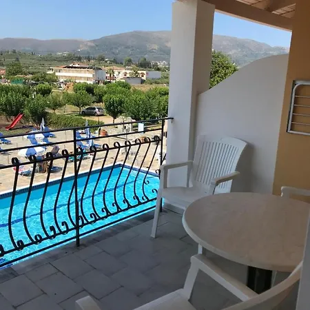 Village & Family Hotel de apartamente 3*
