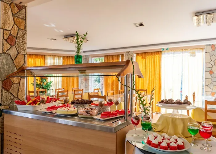 Lejlighedshotel Village & Family Laganas