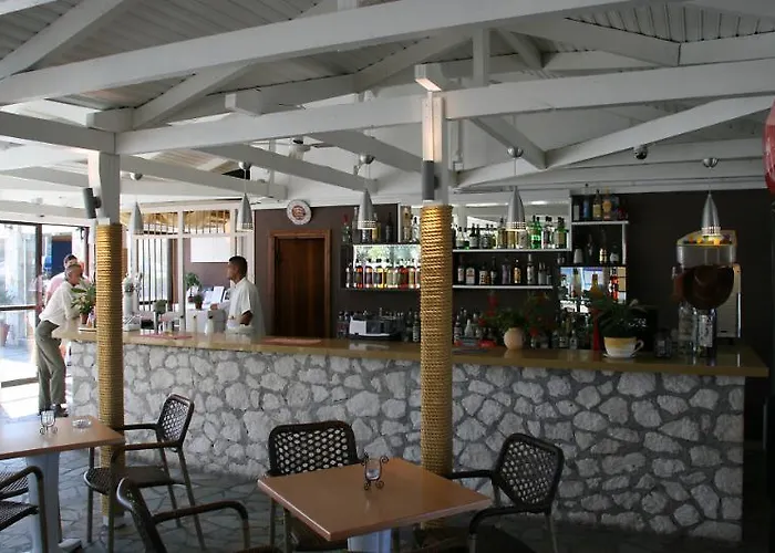 Lejlighedshotel Village & Family Laganas