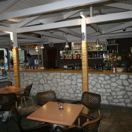 Village & Family Hotel de apartamente