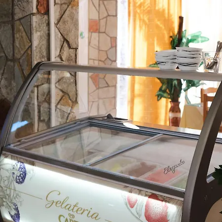 Hotel de apartamente Village & Family 2*