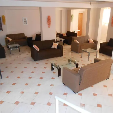 Village & Family Hotel de apartamente 2*